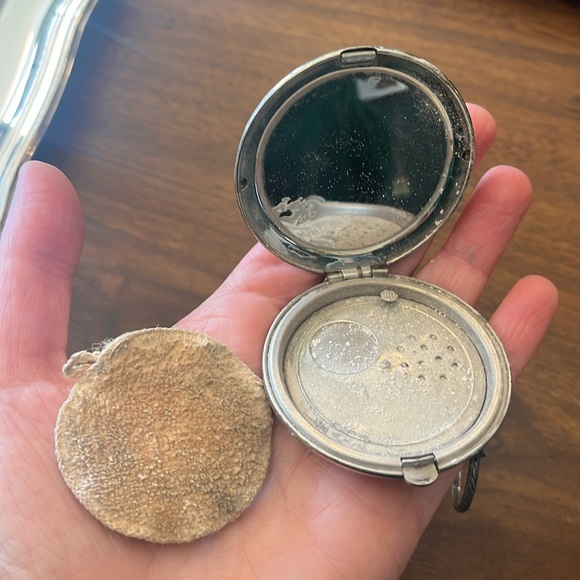 Fantastic Vintage 1920’s Compact - Picture 4 of 4